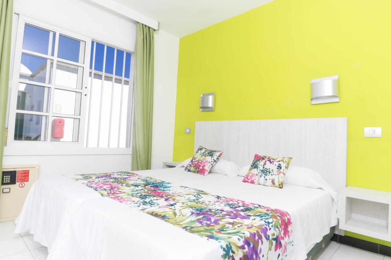 Vista Oasis Hotel Маспаломас Екстериор снимка